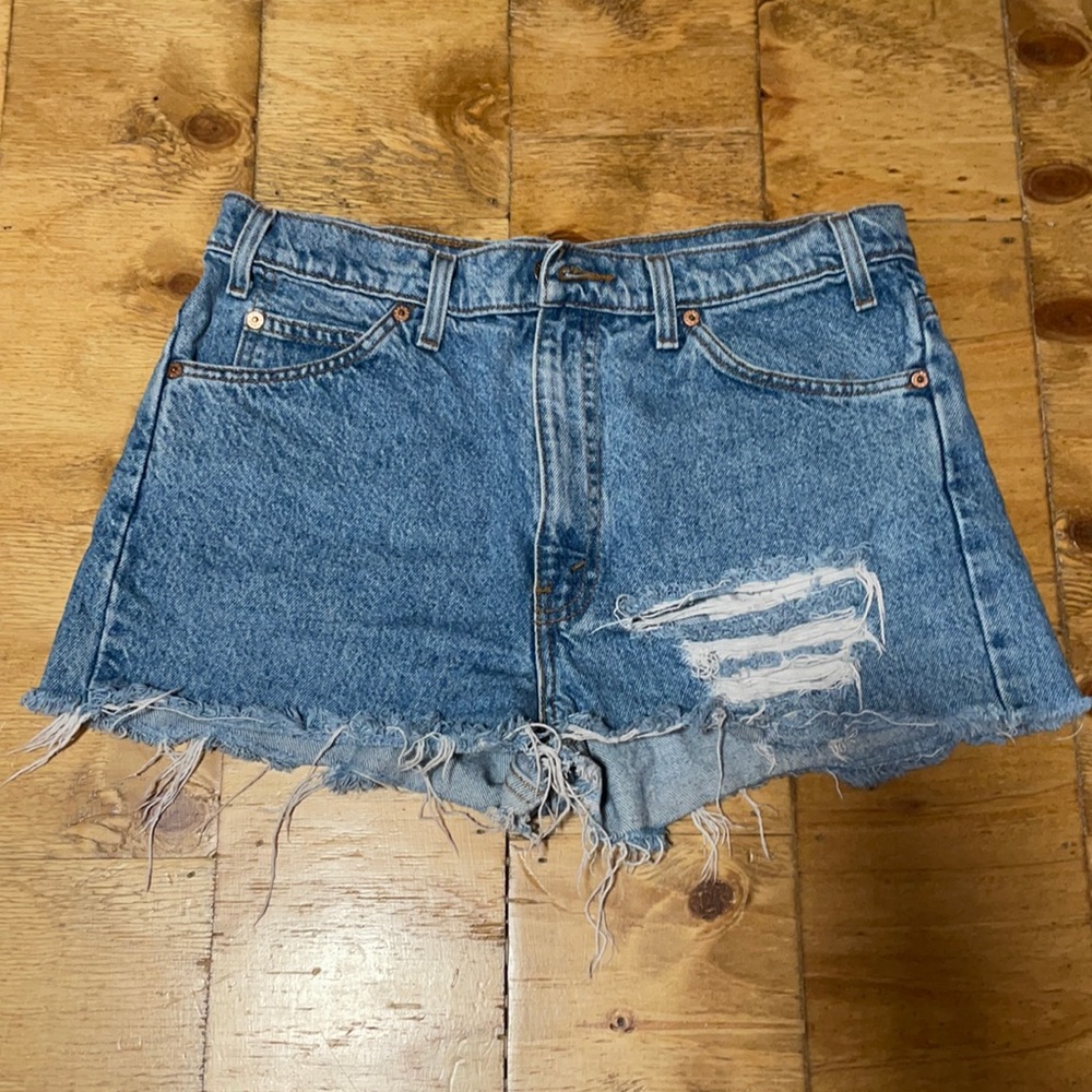 BOGO FREE Levi’s 505 W34 distressed denim shorts